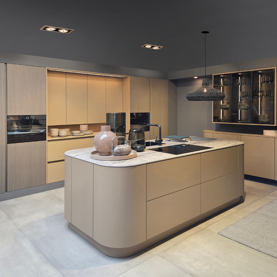 Conditions salon chez IDEO sur notre gamme Intégrale. Cuisine Haut de gamme avec finition premium